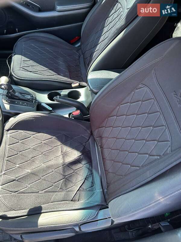 Седан Kia Forte 2015 в Киеве