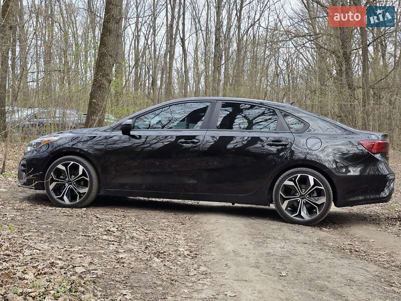 Седан Kia Forte 2019 в Киеве