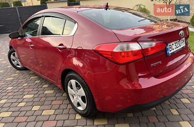 Седан Kia Forte 2013 в 