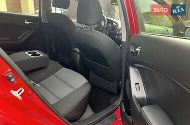 Седан Kia Forte 2013 в 