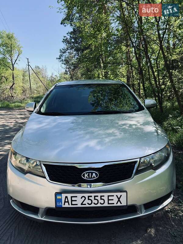 Седан Kia Forte 2012 в Новомосковске