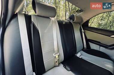 Седан Kia Forte 2012 в 