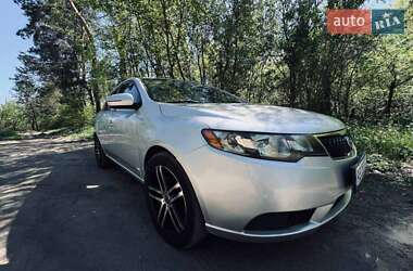 Седан Kia Forte 2012 в 