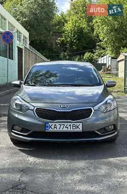 Хэтчбек Kia Forte 2016 в Киеве