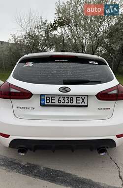 Хэтчбек Kia Forte 2017 в 