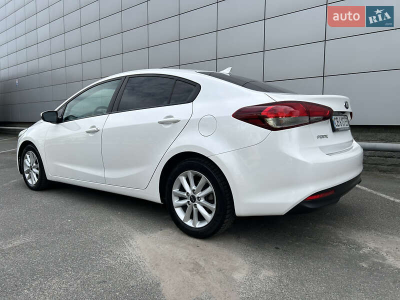 Седан Kia Forte 2016 в Броварах