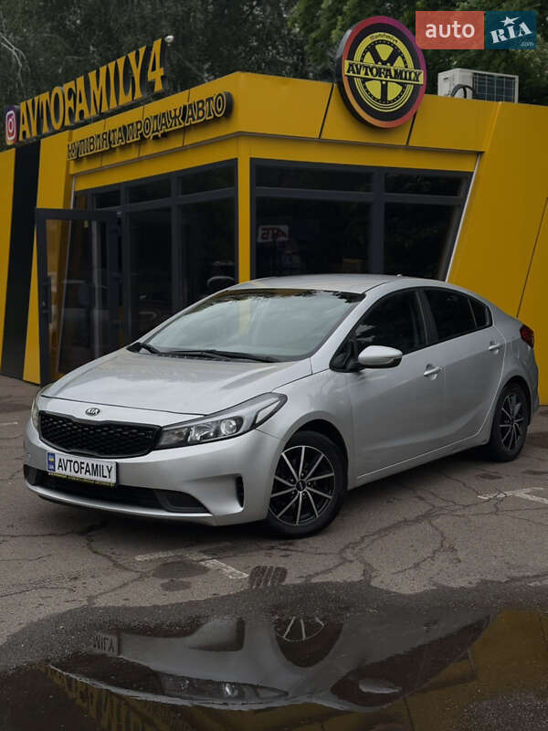 Седан Kia Forte 2016 в Киеве