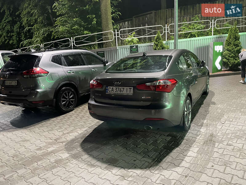 Седан Kia Forte 2013 в Виннице