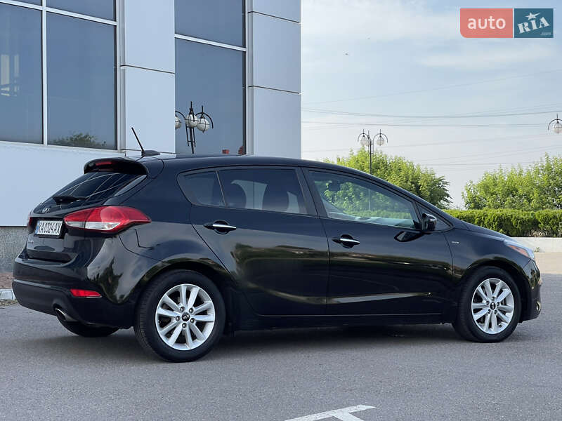 Хетчбек Kia Forte 2016 в Білій Церкві