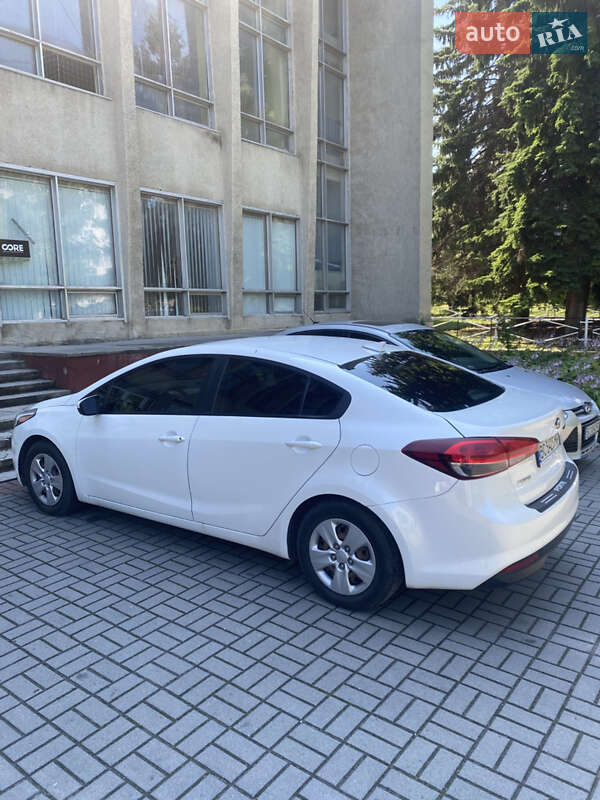 Седан Kia Forte 2018 в Львове фото 2 Седан Kia Forte 2018 в Львове