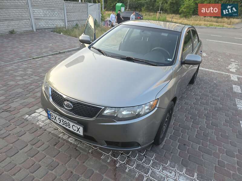 Седан Kia Forte 2011 в Києві фото 10 Седан Kia Forte 2011 в Києві