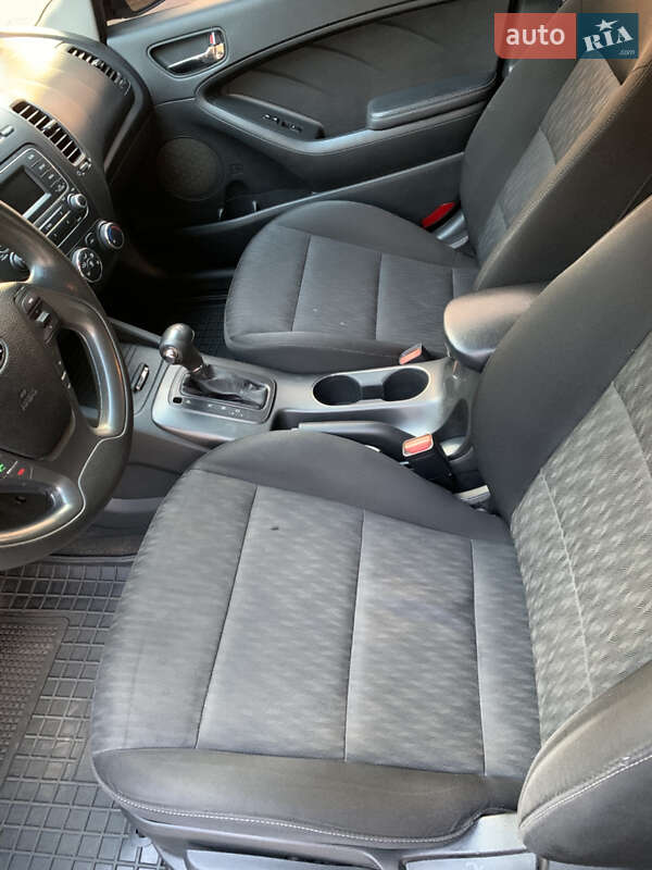 Седан Kia Forte 2015 в Кривом Роге фото 9 Седан Kia Forte 2015 в Кривом Роге