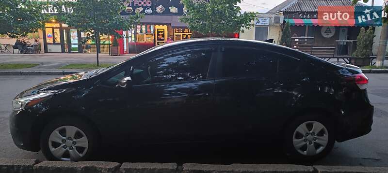 Седан Kia Forte 2016 в Хмельницком