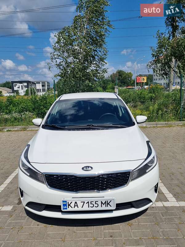 Седан Kia Forte 2016 в Дымере