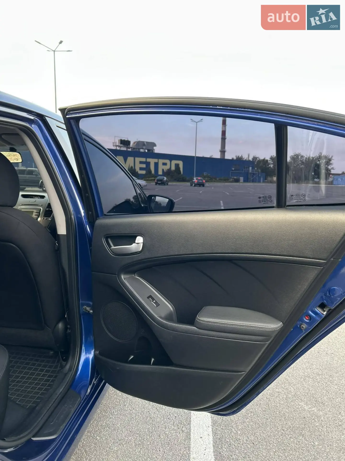 2017 Kia Forte - мініатюра 9