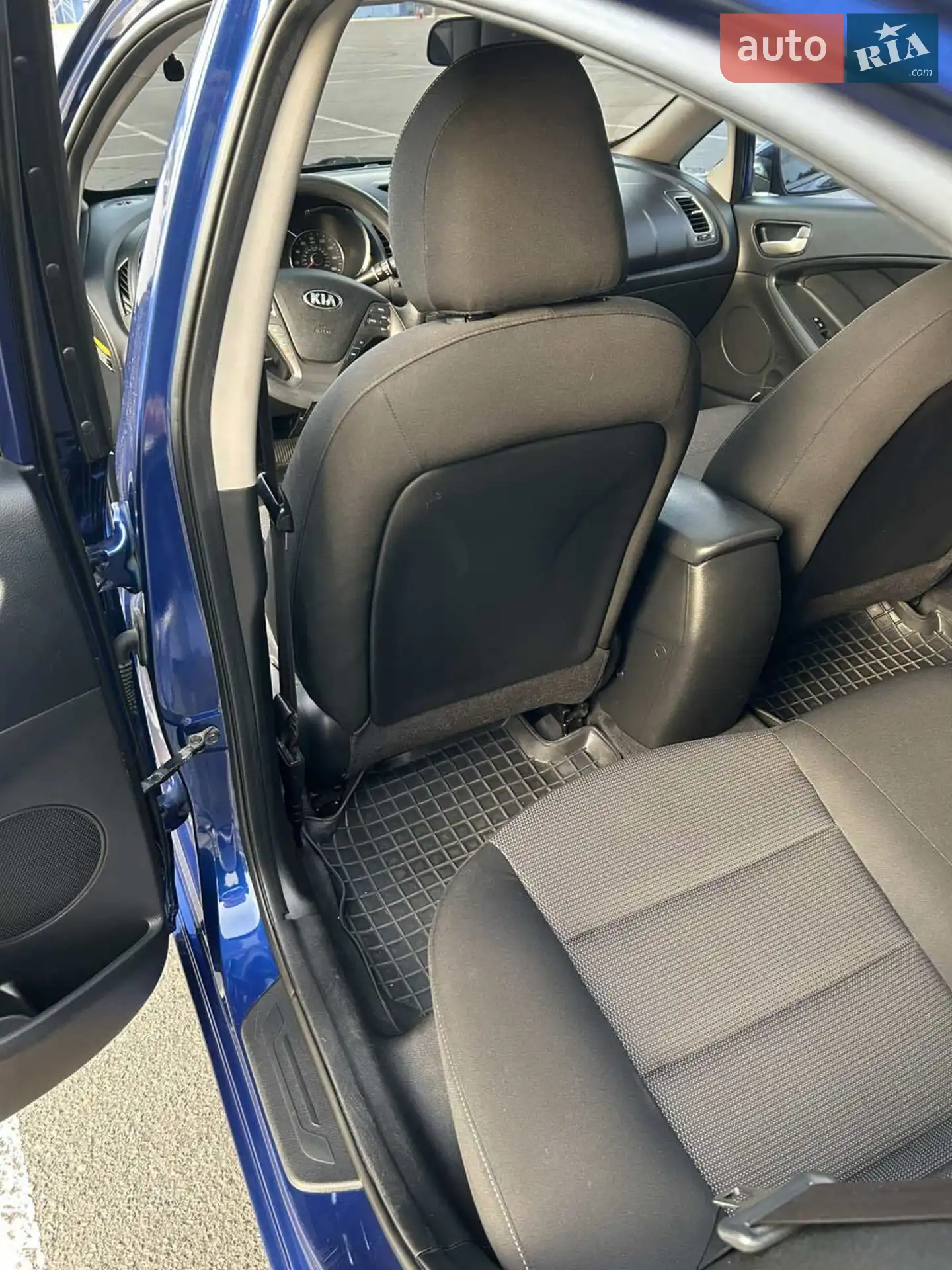 2017 Kia Forte - мініатюра 12