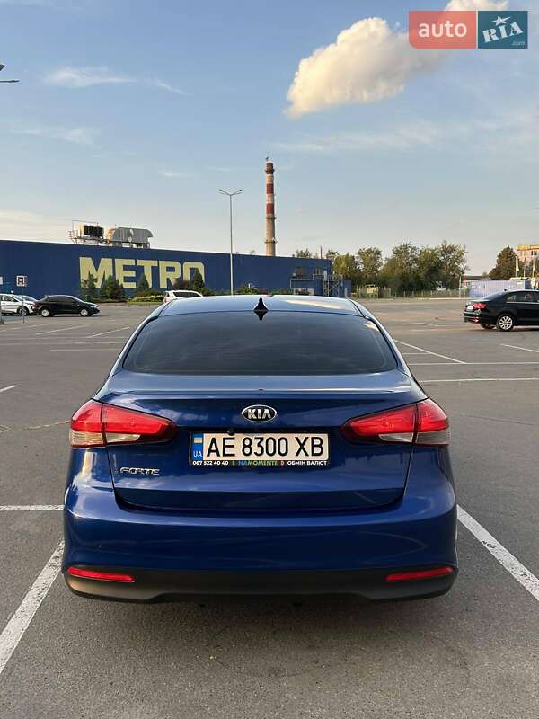 Седан Kia Forte 2017 в Дніпрі
