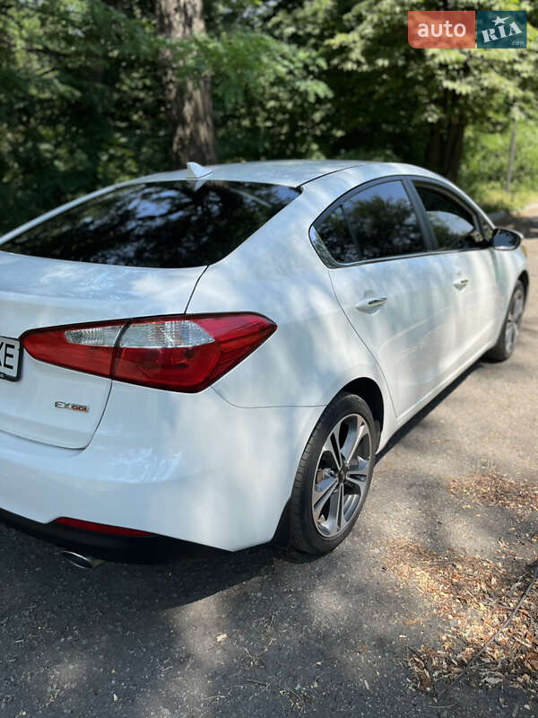 Седан Kia Forte 2015 в Першотравенске
