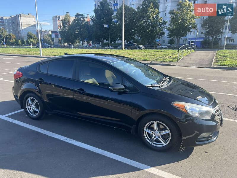 Седан Kia Forte 2015 в Чернігові