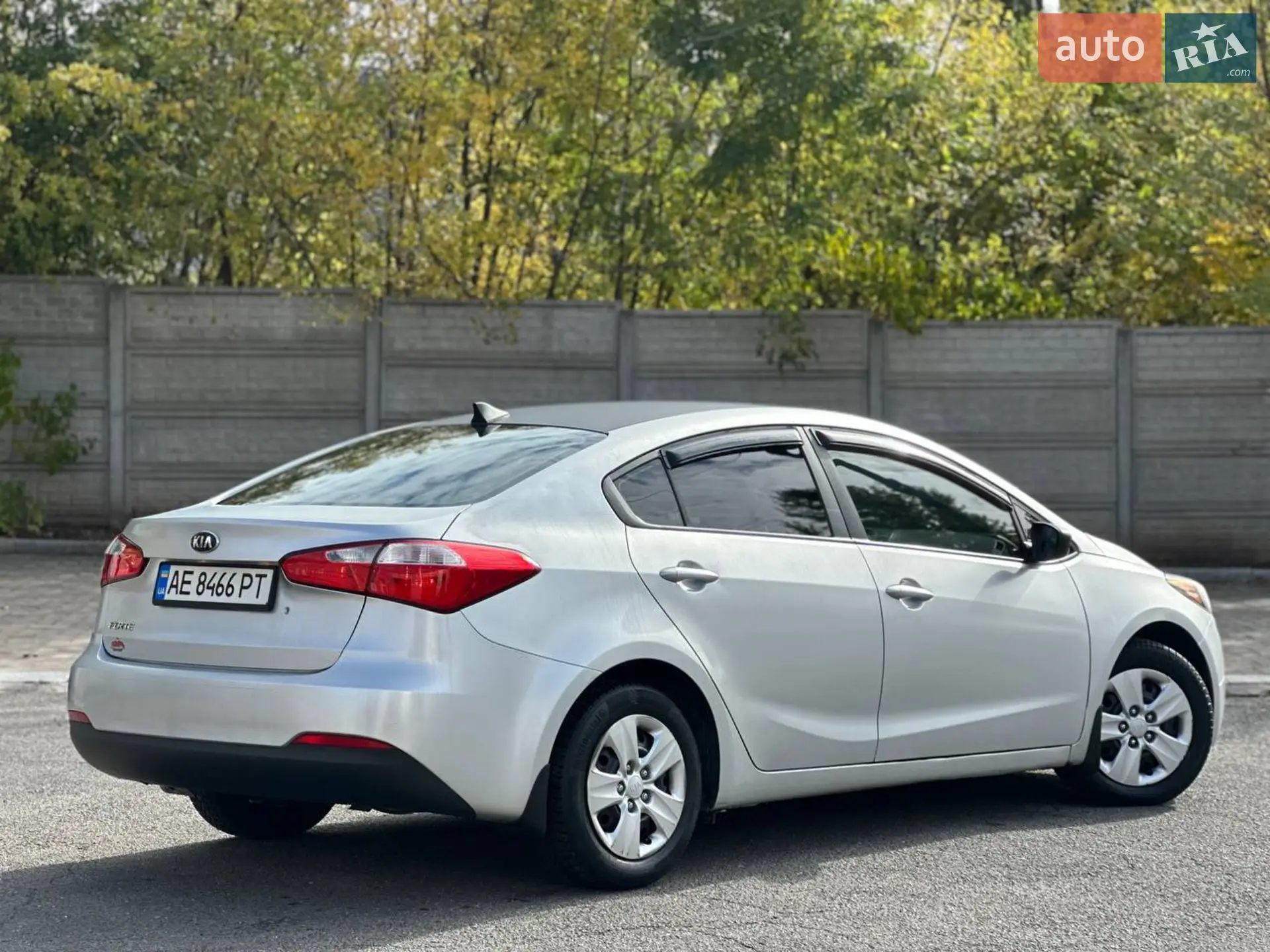 2013 Kia Forte - мініатюра 11