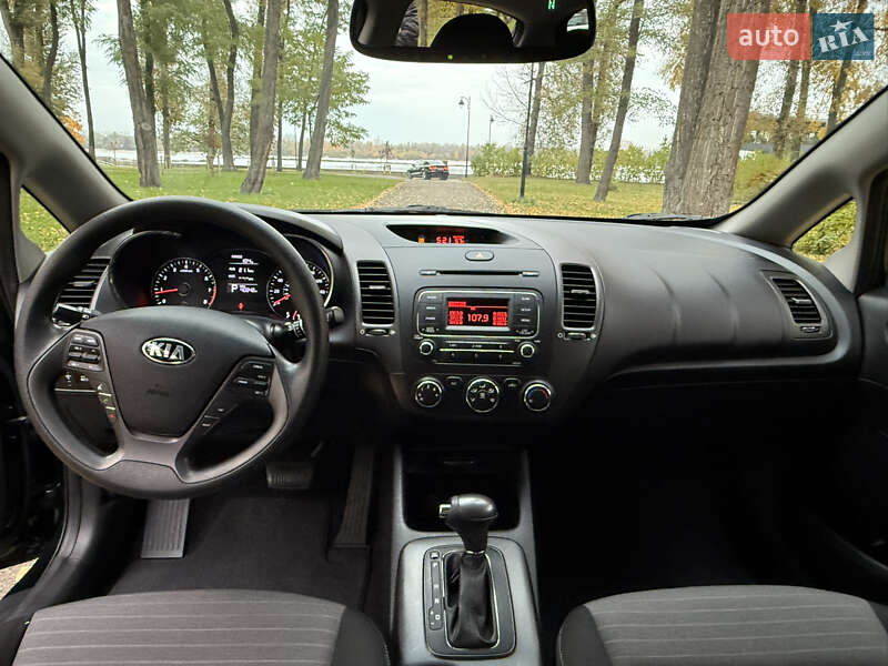 Хэтчбек Kia Forte 2016 в Киеве фото 25 Хэтчбек Kia Forte 2016 в Киеве
