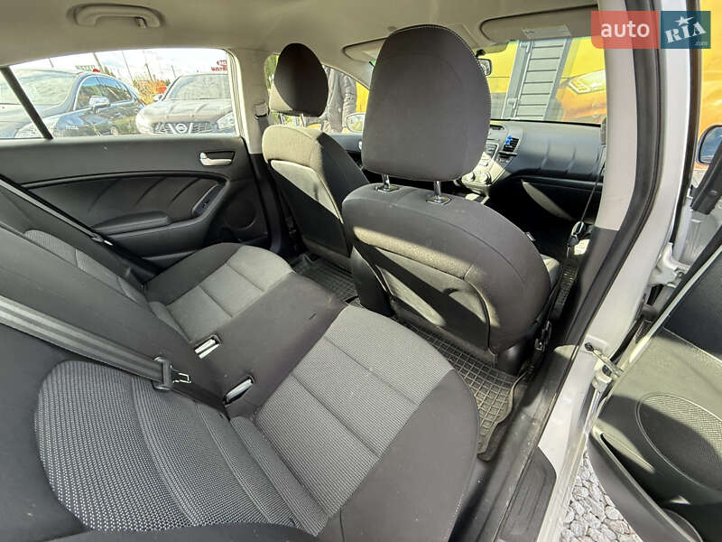 Седан Kia Forte 2017 в Стрые