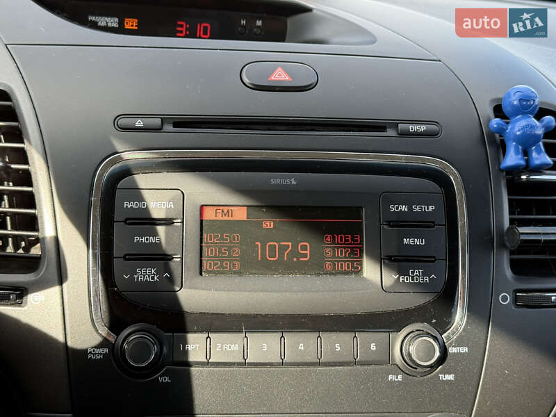 Седан Kia Forte 2017 в Стрые