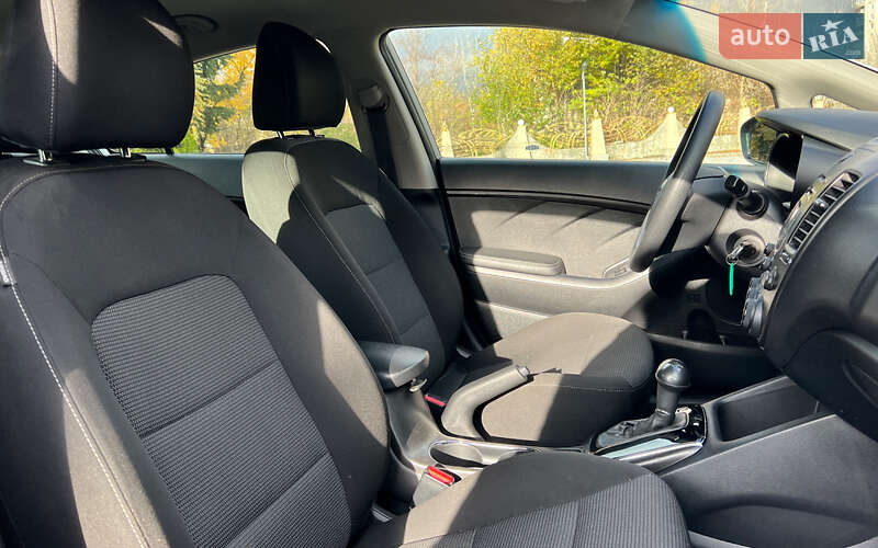 Седан Kia Forte 2017 в Львове фото 18 Седан Kia Forte 2017 в Львове