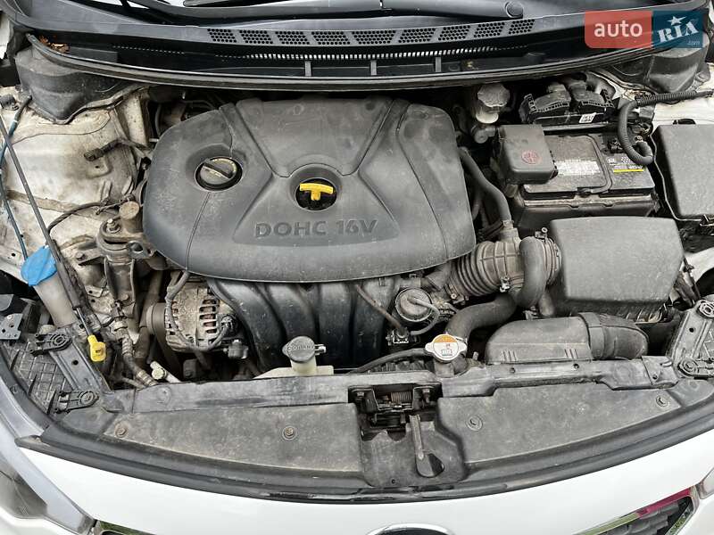 Седан Kia Forte 2016 в Киеве