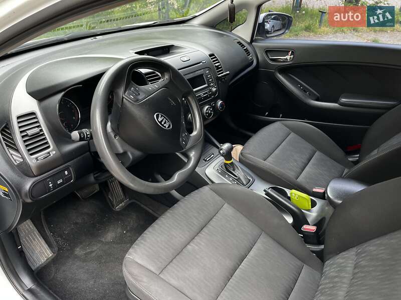 Седан Kia Forte 2016 в Киеве