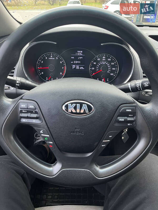 Седан Kia Forte 2015 в Днепре фото 8 Седан Kia Forte 2015 в Днепре