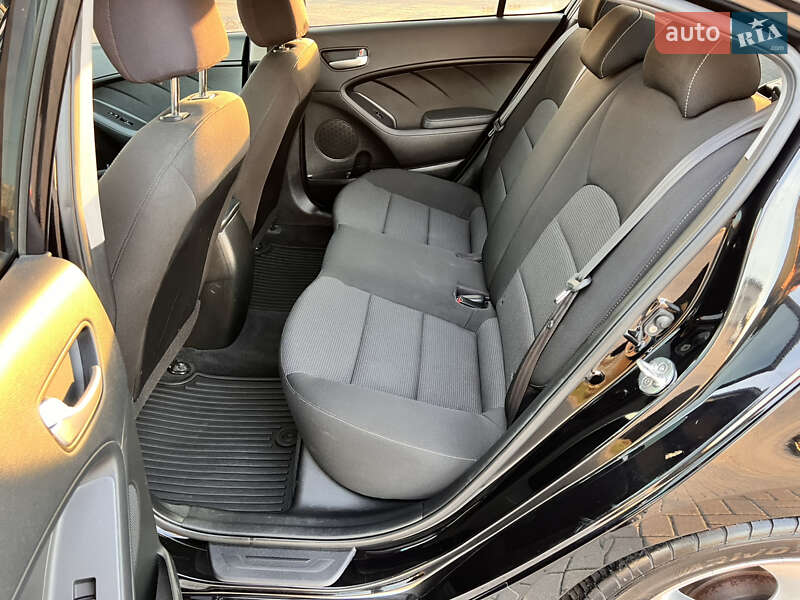 Седан Kia Forte 2018 в Киеве фото 13 Седан Kia Forte 2018 в Киеве