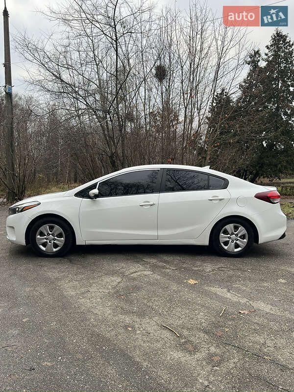 Седан Kia Forte 2016 в Киеве фото 6 Седан Kia Forte 2016 в Киеве