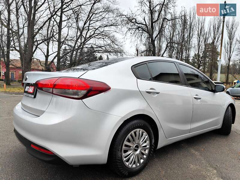 Седан Kia Forte 2016 в Киеве