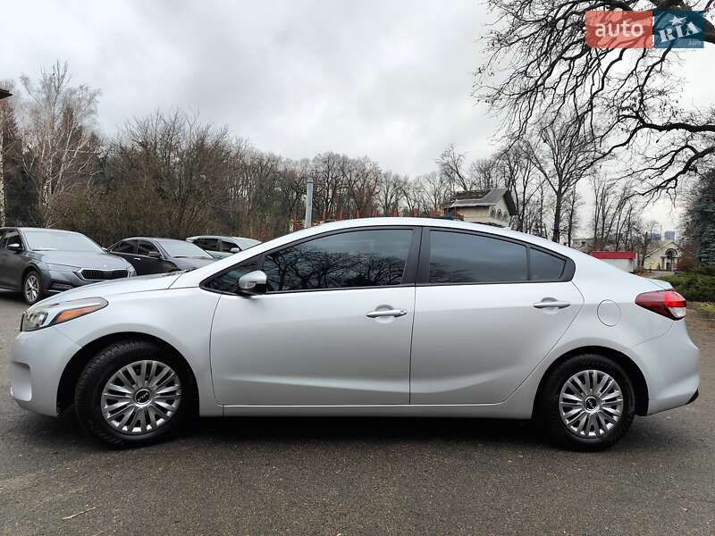 Седан Kia Forte 2016 в Киеве