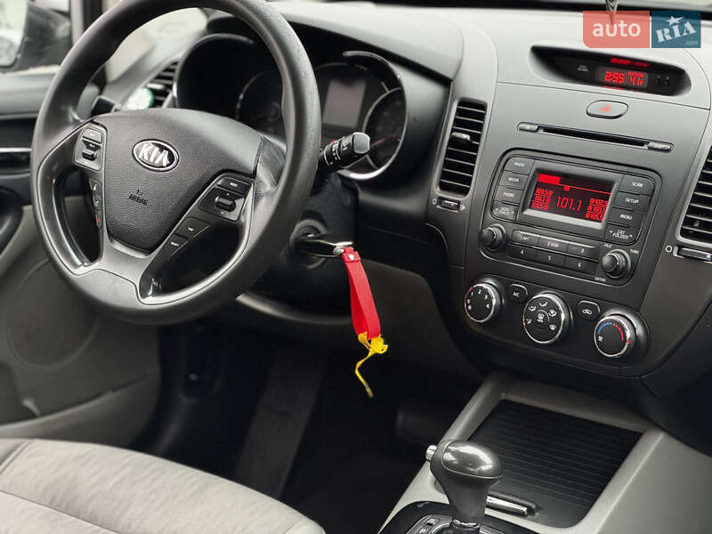 Седан Kia Forte 2014 в Киеве