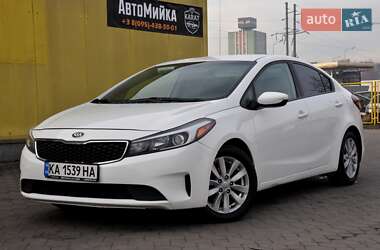 Седан Kia Forte 2016 в Львове