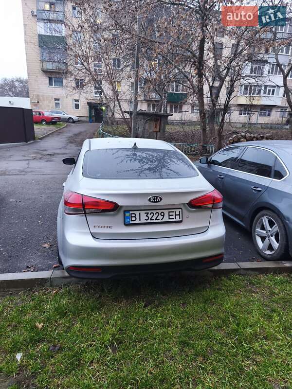Седан Kia Forte 2016 в Полтаве фото 7 Седан Kia Forte 2016 в Полтаве