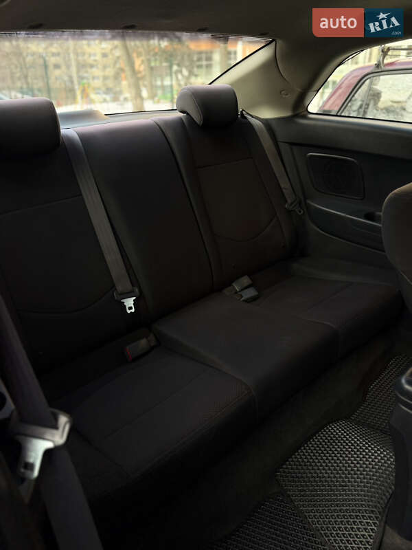 Купе Kia Forte 2011 в Харькове