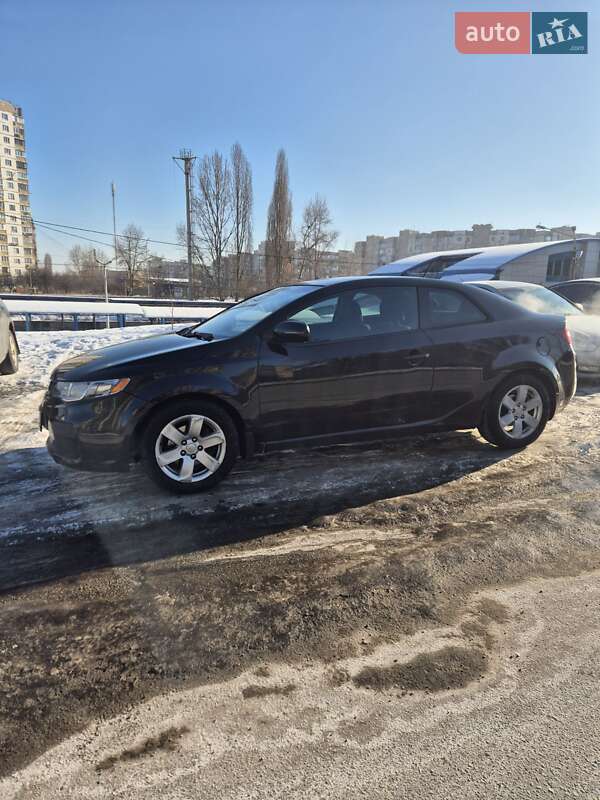 Купе Kia Forte 2010 в Киеве