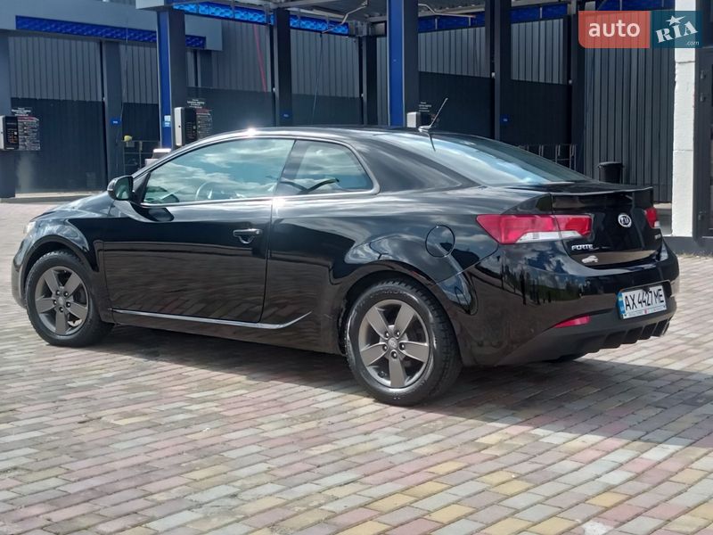 Купе Kia Forte 2011 в Харькове