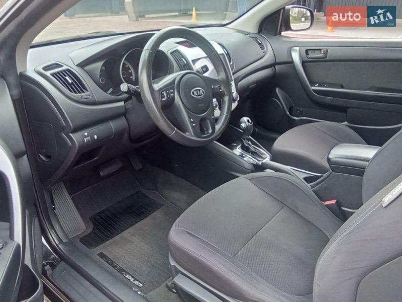 Купе Kia Forte 2011 в Харькове