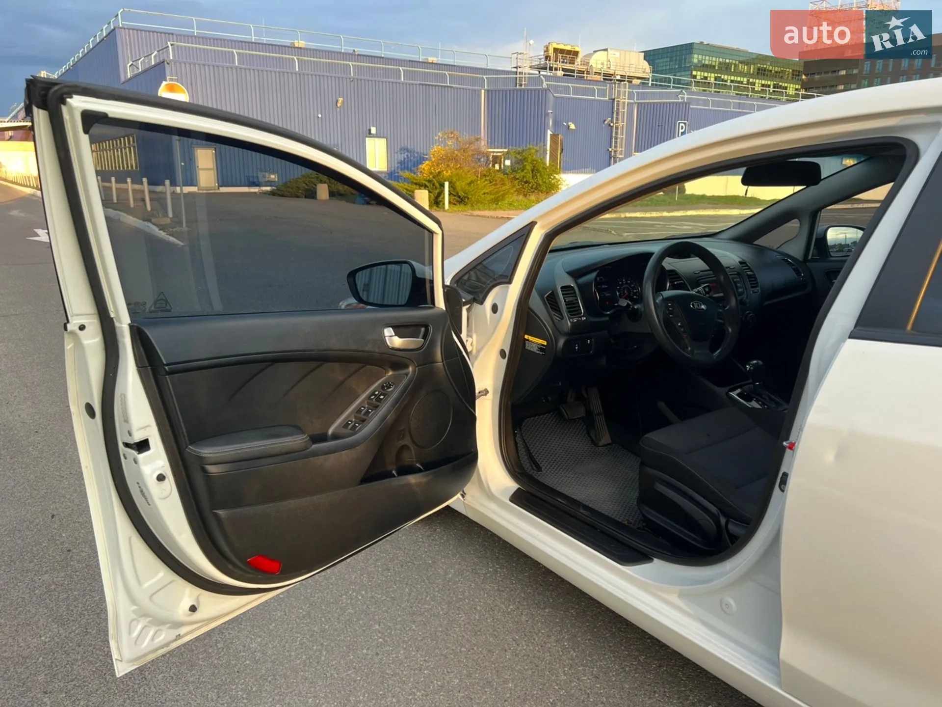 2016 Kia Forte - мініатюра 11
