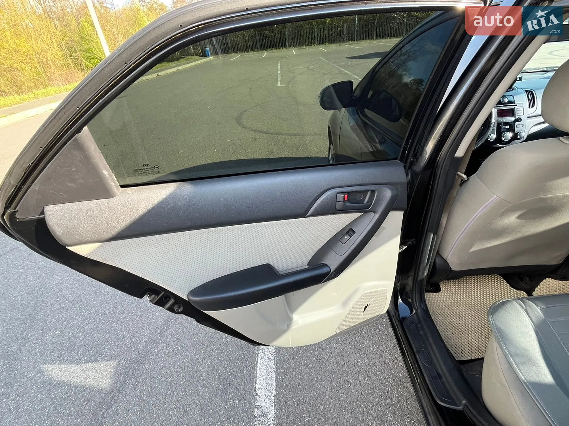 Kia Forte 2009 VIN KNAFU4A23A5830656 фото оголошення 20 з 31