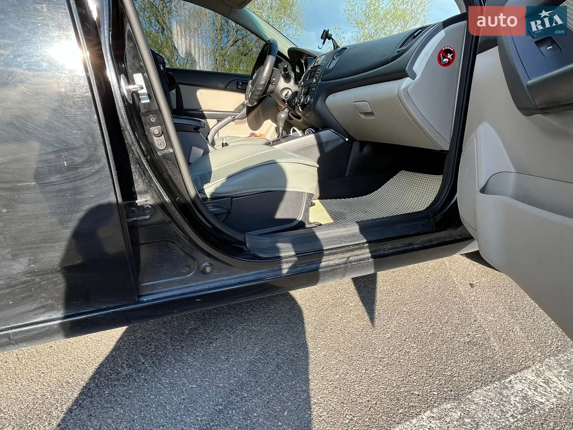 Kia Forte 2009 VIN KNAFU4A23A5830656 фото оголошення 23 з 31