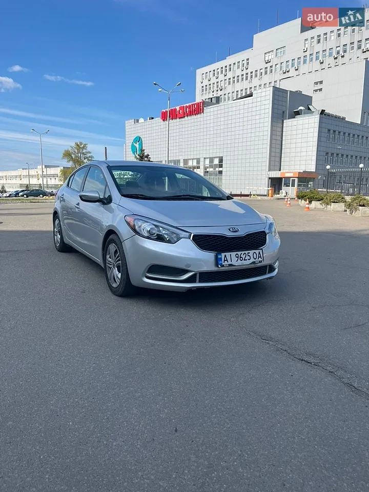 2016 Kia Forte - мініатюра 12