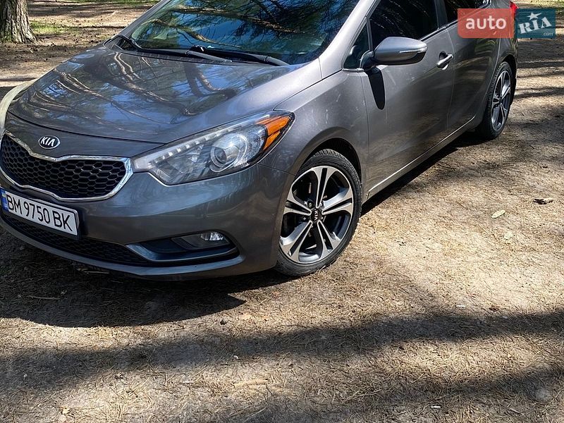 Седан Kia Forte 2015 в Сумах