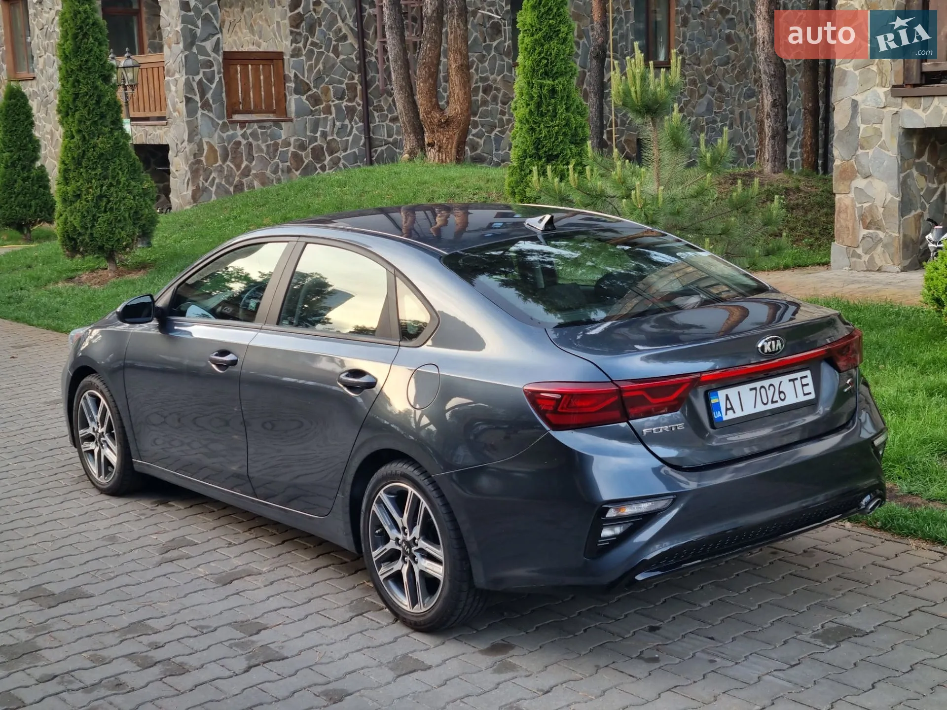 2018 Kia Forte - фото 1