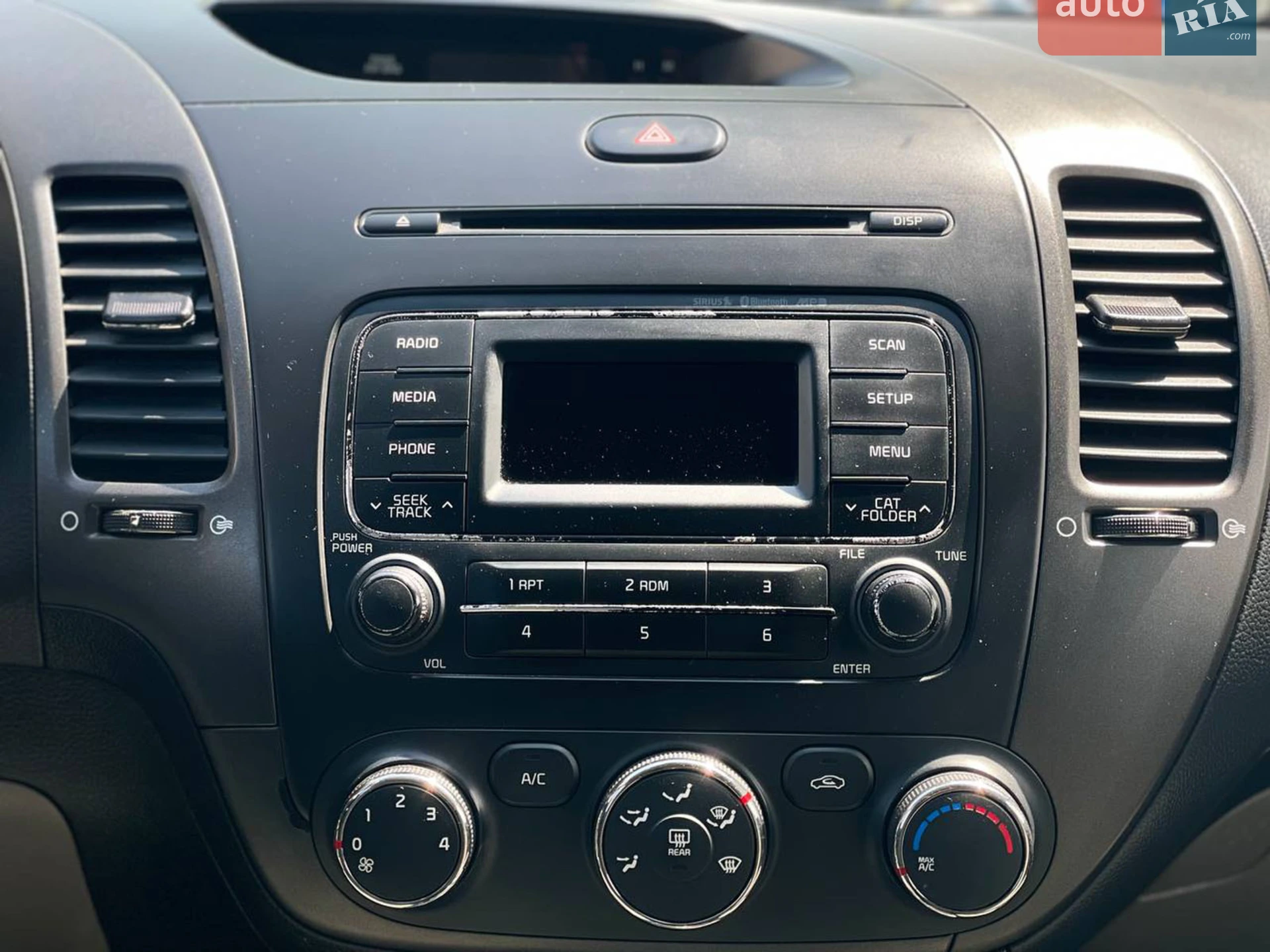 2015 Kia Forte - мініатюра 22