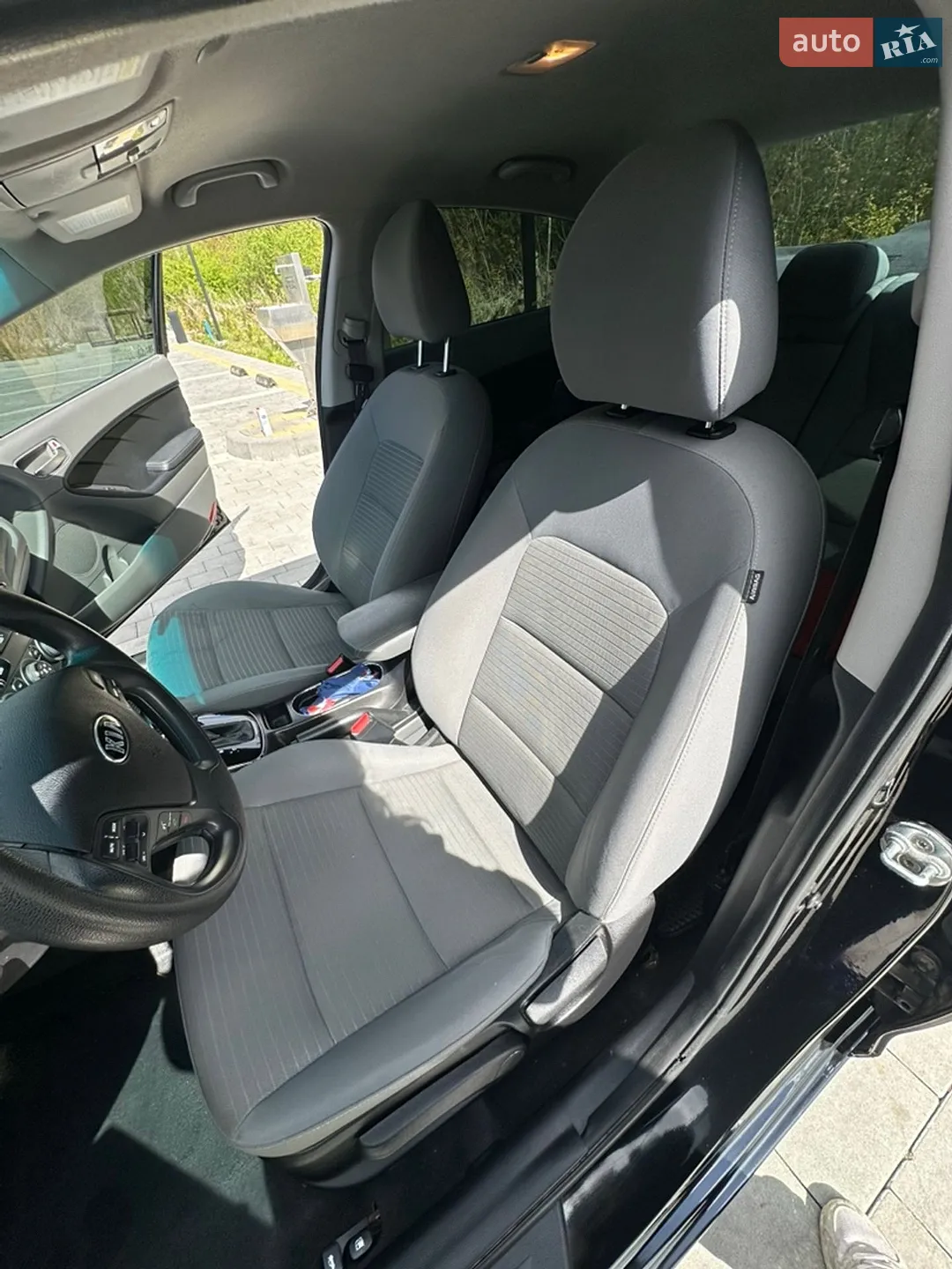 2016 Kia Forte - мініатюра 12
